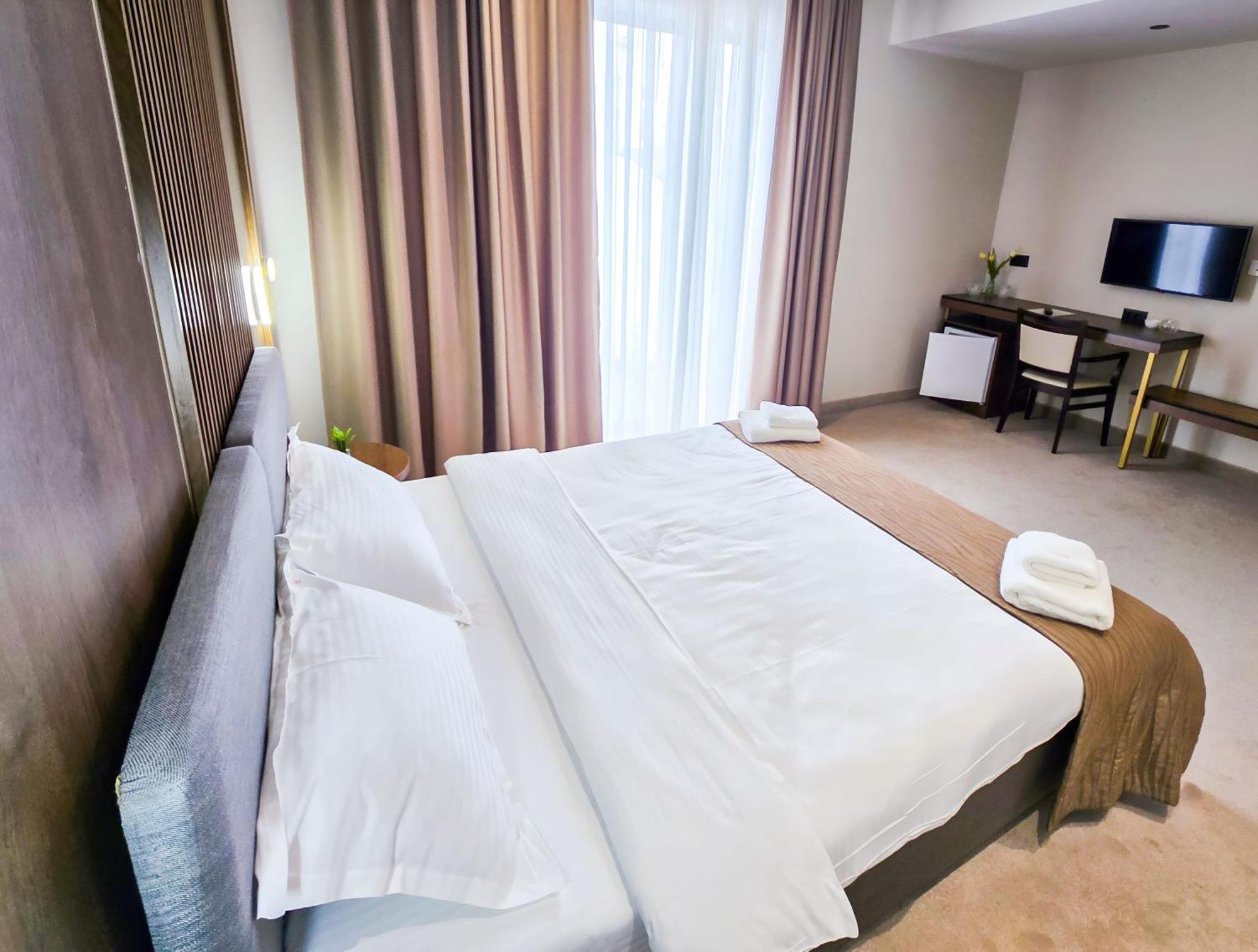 Sonio Boutique Hotel Мамая Екстериор снимка